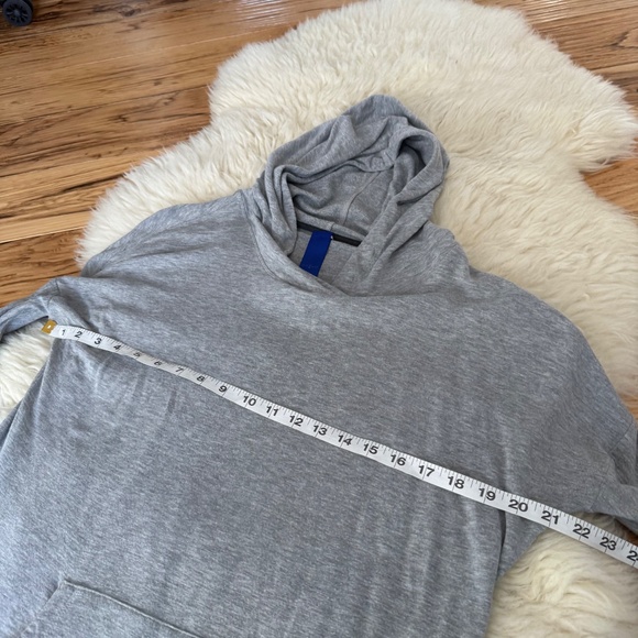 Kit and Ace Thin Light Hoodie Grey Size 6 - Picture 3 of 6